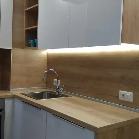 Select Apartment